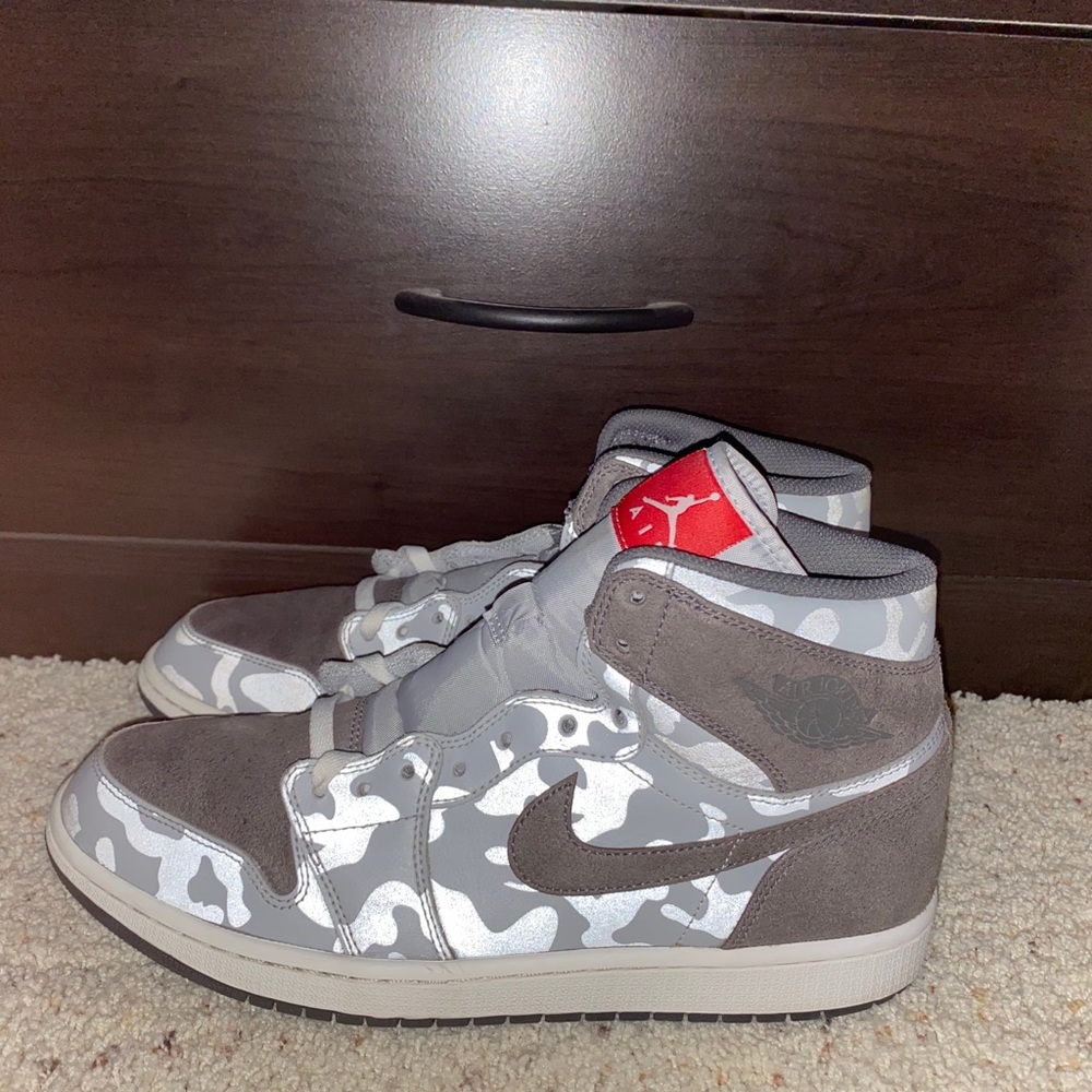Air Jordan 1 Retro Mid Premium 'Grey Camo' Size 11